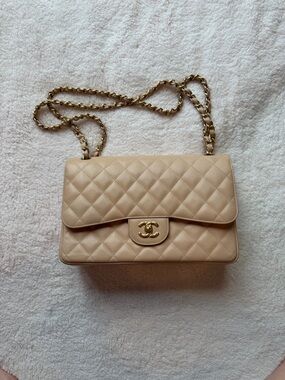 CHANEL Quilted Shoulder Bag in Beige with Gold Hardware